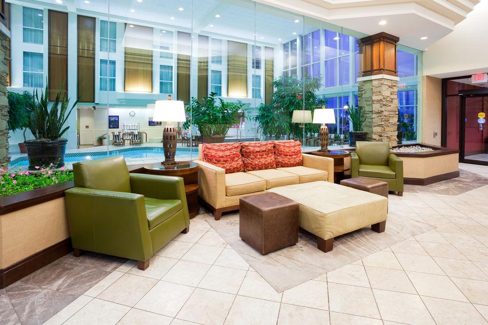Отель Doubletree By Hilton Madison East Экстерьер фото